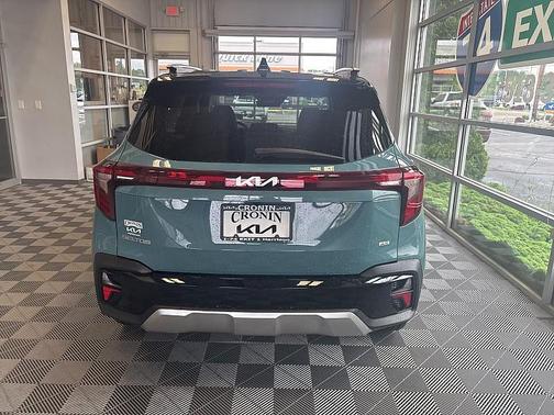 2025 Kia Seltos S