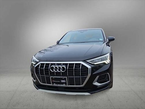 2022 Audi Q3 Premium Plus 40 TFSI quattro Tiptronic