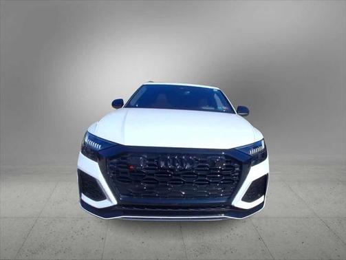 2024 Audi RS Q8 TFSI quattro Tiptronic