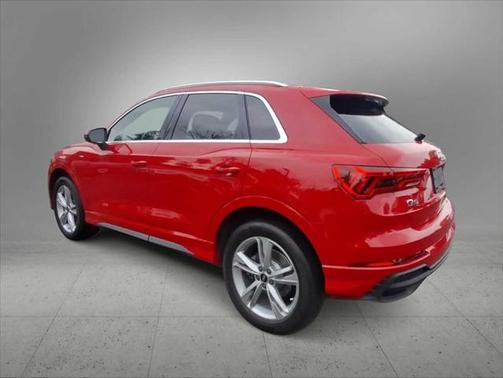 2022 Audi Q3 Premium Plus 45 TFSI S line quattro Tiptronic