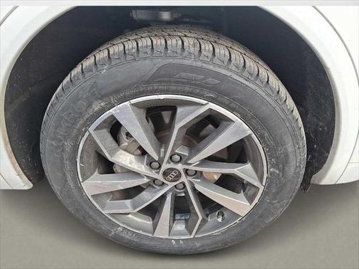 2023 Audi Q5 Prestige 45 TFSI S line quattro S tronic