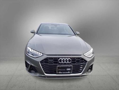 2023 Audi A4 Premium 45 TFSI S line quattro S tronic