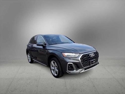 2025 Audi Q5 Premium Plus 45 TFSI S line quattro S tronic