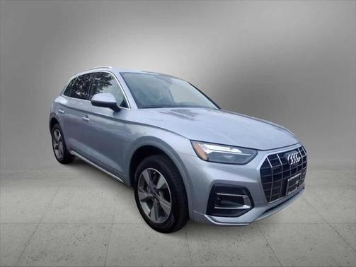 2023 Audi Q5 Premium Plus 40 TFSI quattro S tronic