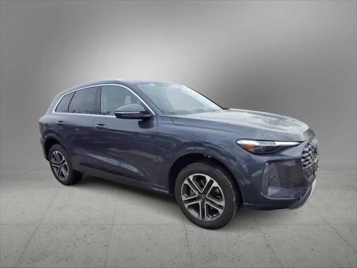 2025 Audi Q5 Premium Plus TFSI quattro S tronic