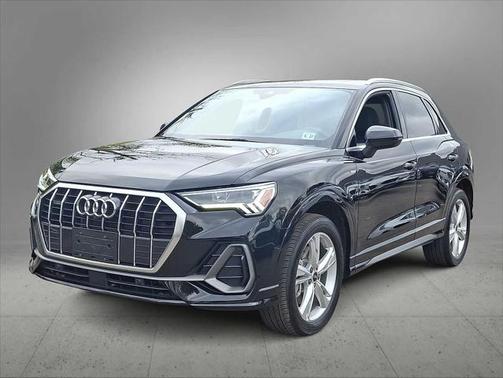 2022 Audi Q3 Premium Plus 45 TFSI S line quattro Tiptronic
