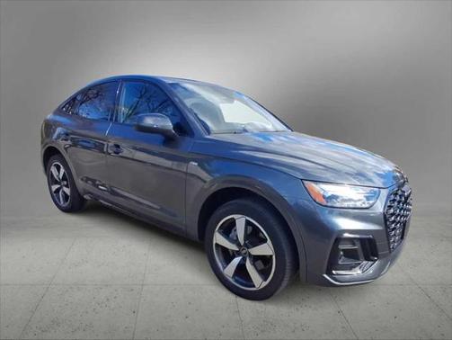 2023 Audi Q5 Sportback Premium Plus 45 TFSI S line quattro S tronic