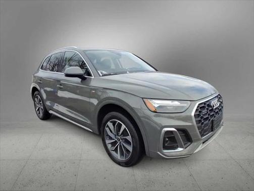 2023 Audi Q5 Premium 45 TFSI S line quattro