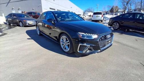 2023 Audi A4 Premium 45 TFSI S line quattro S tronic