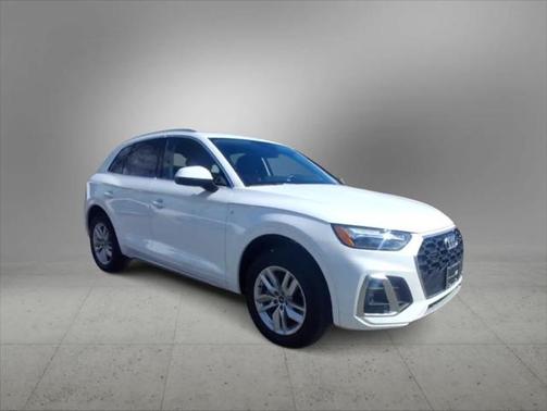 2023 Audi Q5 Premium 45 TFSI S line quattro