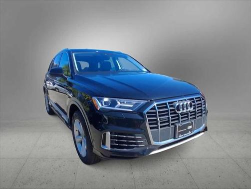 2022 Audi Q7 Premium 55 TFSI quattro Tiptronic