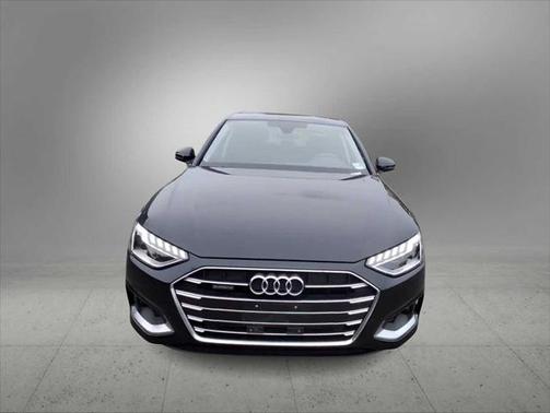 2023 Audi A4 Premium 40 TFSI quattro S tronic
