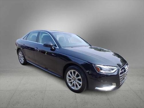 2023 Audi A4 Premium 40 TFSI quattro S tronic