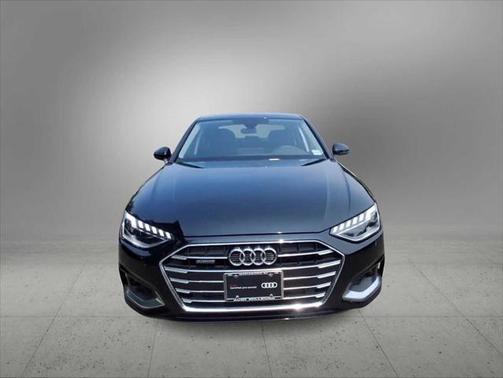 2023 Audi A4 Premium 40 TFSI quattro S tronic