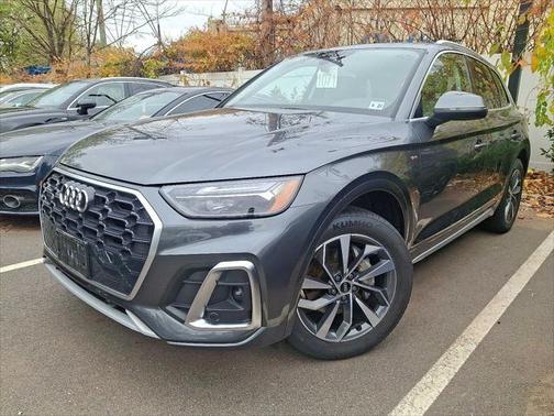 2022 Audi Q5 Premium 45 TFSI S line quattro S tronic