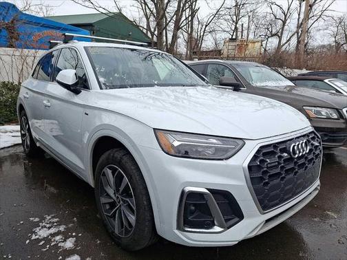 2023 Audi Q5 Premium 45 TFSI S line quattro