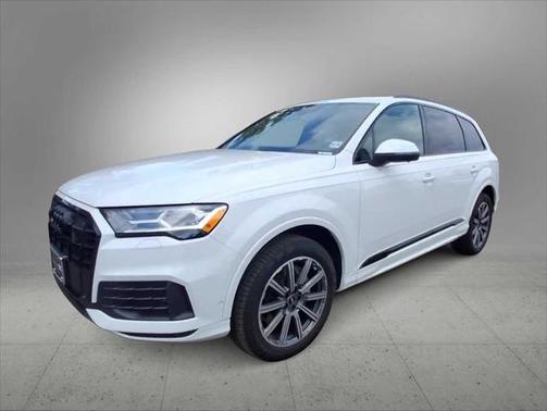 2022 Audi Q7 Premium Plus 45 TFSI quattro Tiptronic