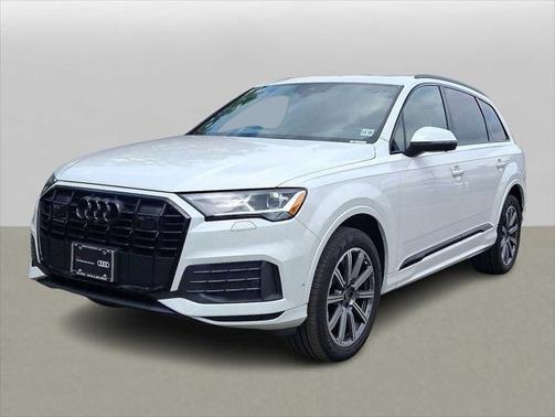 2022 Audi Q7 Premium Plus 45 TFSI quattro Tiptronic