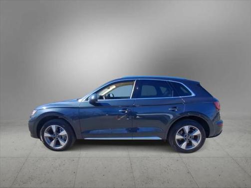 2023 Audi Q5 Premium Plus 40 TFSI quattro S tronic