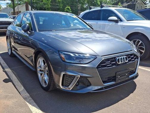 2023 Audi A4 Premium Plus 45 TFSI S line quattro S tronic
