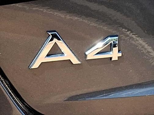 2023 Audi A4 Premium Plus 45 TFSI S line quattro S tronic
