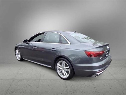 2023 Audi A4 Premium Plus 45 TFSI S line quattro S tronic