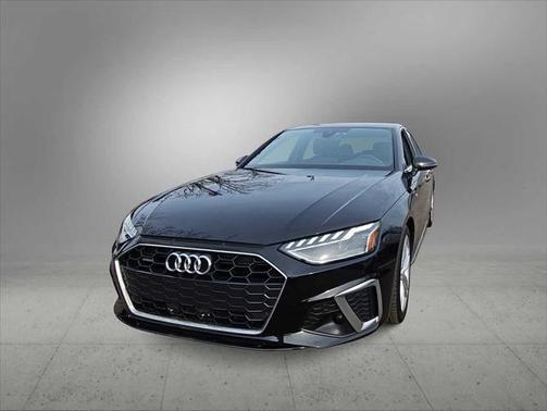 2023 Audi A4 Premium 45 TFSI S line quattro S tronic