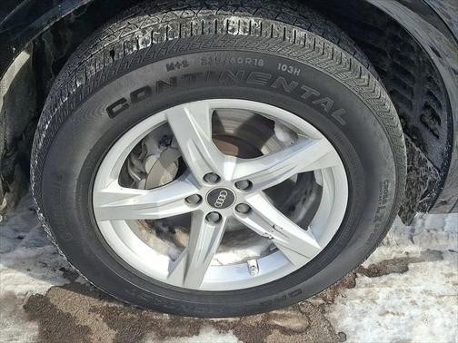 2023 Audi Q5 Premium 40 TFSI quattro S tronic