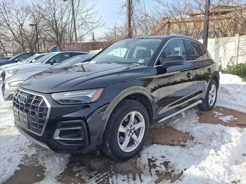 2023 Audi Q5 Premium 40 TFSI quattro S tronic