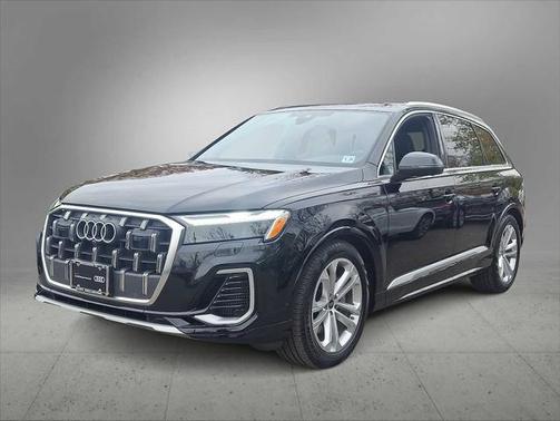 2025 Audi Q7 Premium Plus 55 TFSI quattro Tiptronic