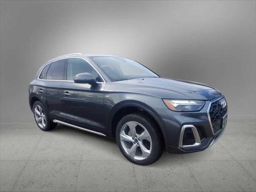 2023 Audi Q5 Premium Plus 45 TFSI S line quattro