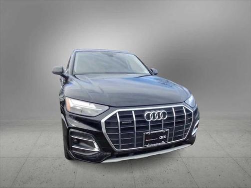 2023 Audi Q5 Premium 40 TFSI quattro S tronic