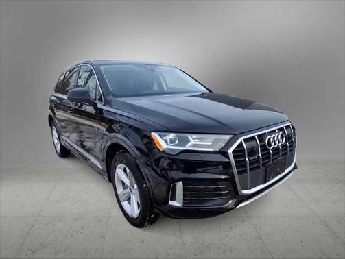 2023 Audi Q7 Premium Plus 45 TFSI quattro Tiptronic