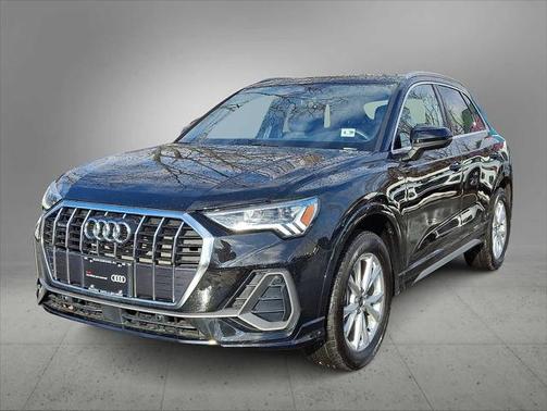 2025 Audi Q3 Premium 45 TFSI S line quattro Tiptronic