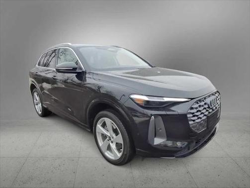 2025 Audi Q5 Premium Plus TFSI quattro S tronic