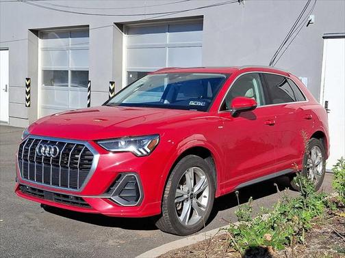2023 Audi Q3 Premium 45 TFSI S line quattro Tiptronic