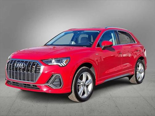 2023 Audi Q3 Premium 45 TFSI S line quattro Tiptronic