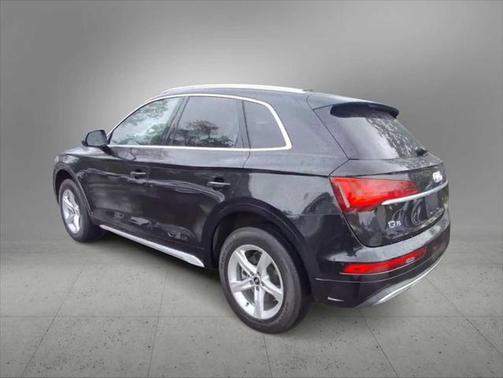 2023 Audi Q5 Premium 40 TFSI quattro S tronic