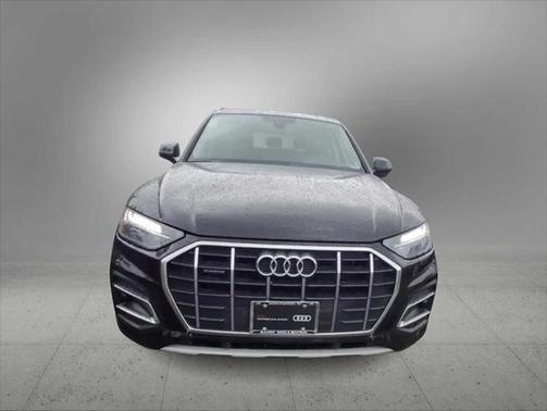 2023 Audi Q5 Premium 40 TFSI quattro S tronic