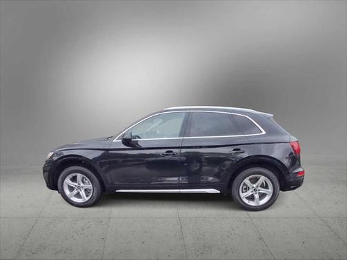 2023 Audi Q5 Premium 40 TFSI quattro S tronic