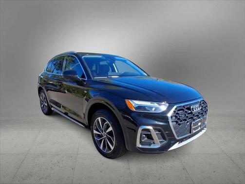 2022 Audi Q5 Premium Plus 45 TFSI S line quattro S tronic