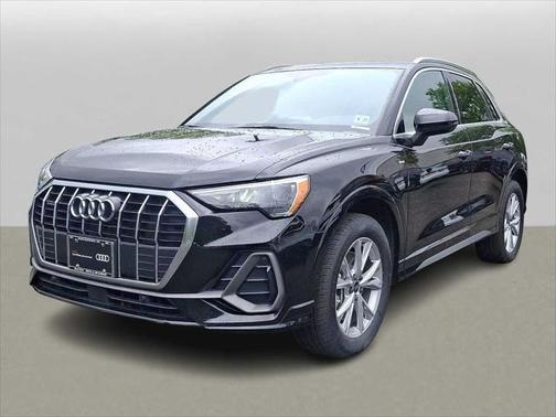 2022 Audi Q3 Premium 45 TFSI S line quattro Tiptronic