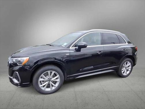 2022 Audi Q3 Premium 45 TFSI S line quattro Tiptronic