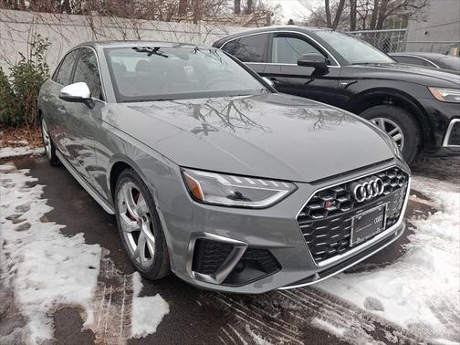 2022 Audi S4 Premium Plus TFSI quattro Tiptronic