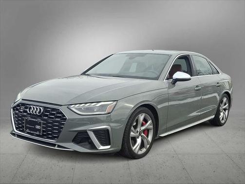2022 Audi S4 Premium Plus TFSI quattro Tiptronic