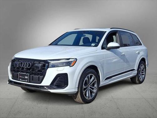 2025 Audi Q7 Premium 45 TFSI quattro Tiptronic