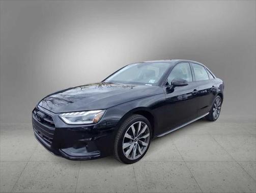 2022 Audi A4 Premium Plus 40 TFSI quattro S tronic
