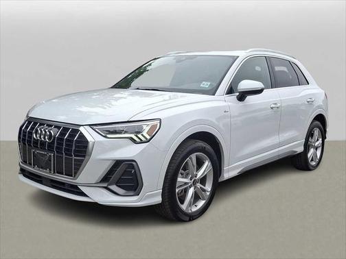2024 Audi Q3 Premium Plus 45 TFSI S line quattro Tiptronic