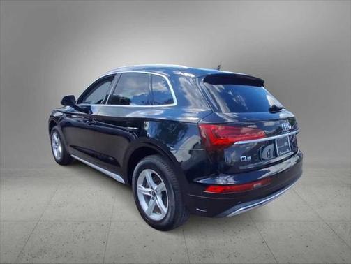 2022 Audi Q5 Premium 40 TFSI quattro S tronic