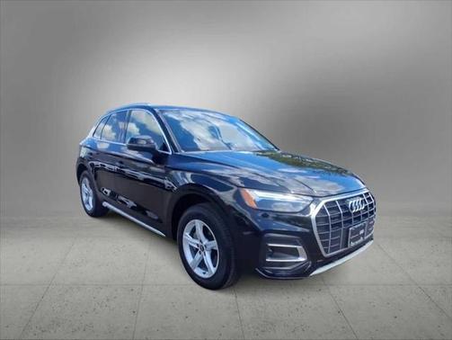 2022 Audi Q5 Premium 40 TFSI quattro S tronic